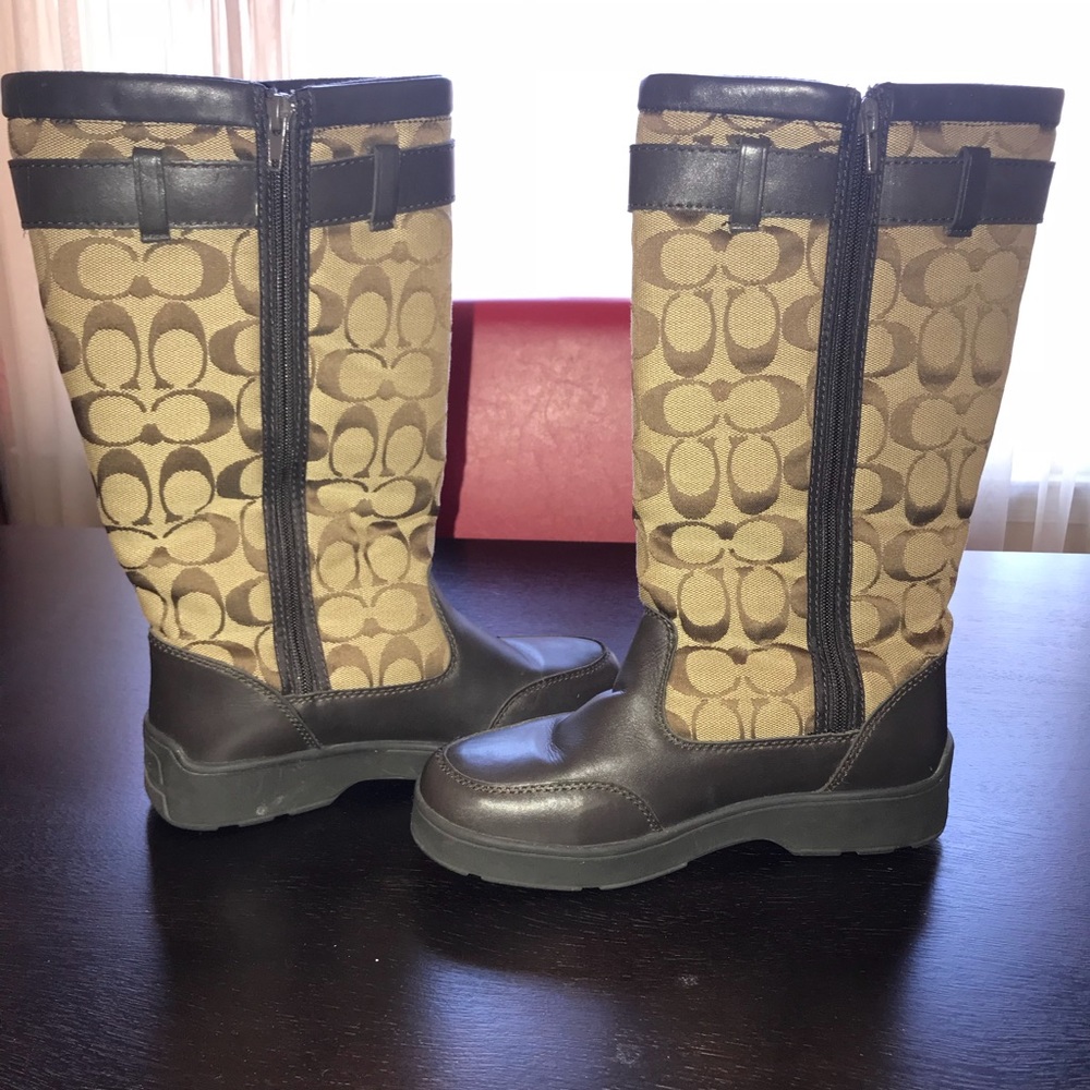 Coach Boots - Picture 3 of 4